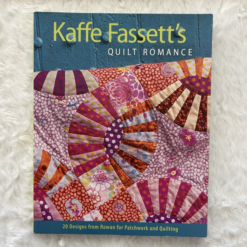 Lot of 5‎ Quilting Books by KAFFE FASSETT Patchwork Quilt Pillows Country Garden - Picture 2 of 13